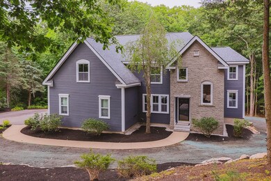 11 Dunlap Dr, Bedford, NH 03110 - photo 2