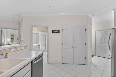 6728 S 34th St unit 4, Franklin, WI 53132 - photo 3