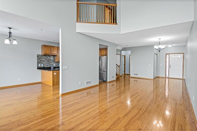 10174 Indigo Dr, Eden Prairie, MN 55347 - photo 4