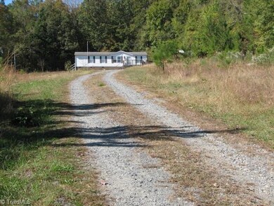 24540 S Nc Highway 109, Denton, NC 27239 - photo 4