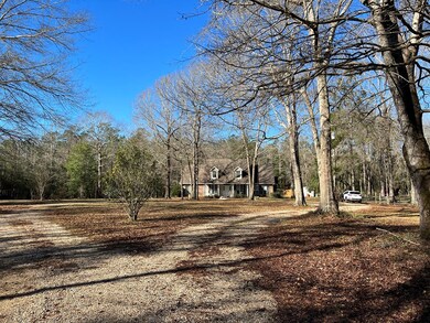 Circle drive up to house