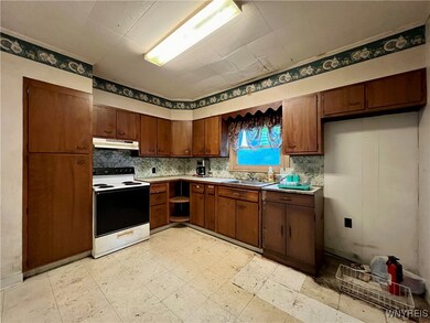Lower - Kitchen