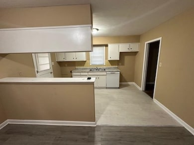 4866 Willow Rd, Memphis, TN 38117 - photo 6