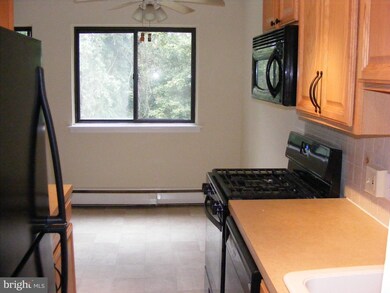 201 Philadelphia Pike unit 212, Wilmington, DE 19809 - photo 3