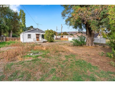 921 Verdant St, the Dalles, OR 97058 - photo 7