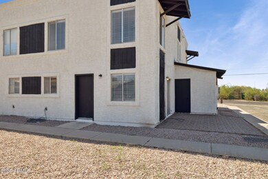 2-web-or-mls-1426-east-mountain-view-roa