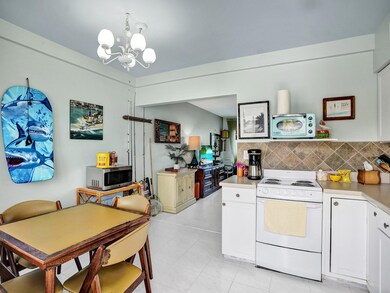 2508 Bay Dr unit 27 & 28, Pompano Beach, FL 33062 - photo 7