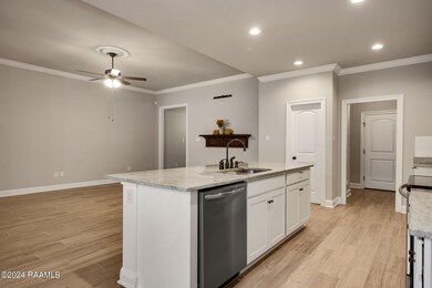 11-web-or-mls-123 Sparrowhawk St-11
