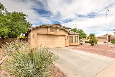 4912 E Cherry Hills Dr-3