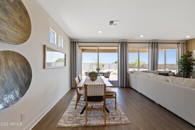 Laguna_Dining 1