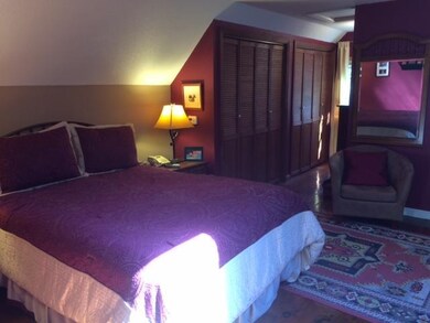 6 Lori Ln, Oak Bluffs, MA 02557 - photo 2