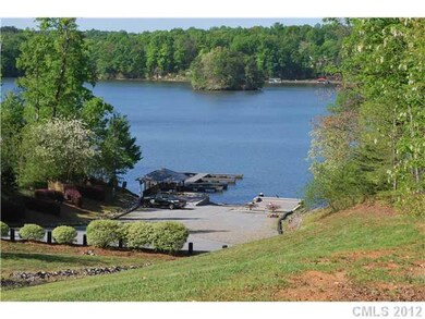 Waterfront - Boat ramp, day slips, & community picnic area