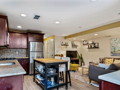 775 E 4th St unit 1, Boston, MA 02127 - photo 4