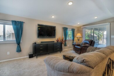003-Family Room