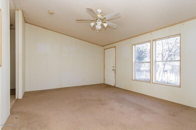 25375 N Stump Rd, Paulden, AZ 86334 - photo 4