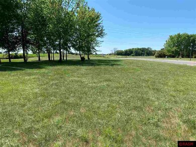 2229 Coventry Ln, North Mankato, MN 56003 - photo 2