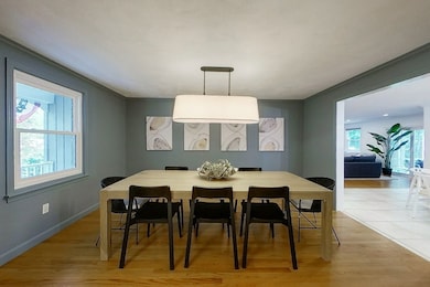 12 Fesser Ave, Bristol, RI 02809 - photo 3