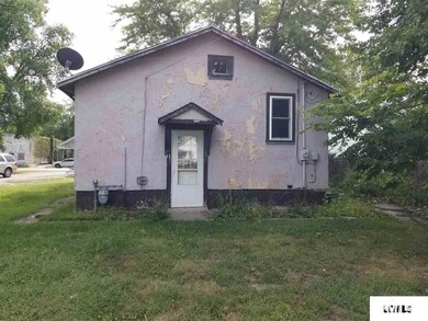 1120 Broadway St unit 1122 Broadway Street, Lincoln, IL 62656 - photo 3