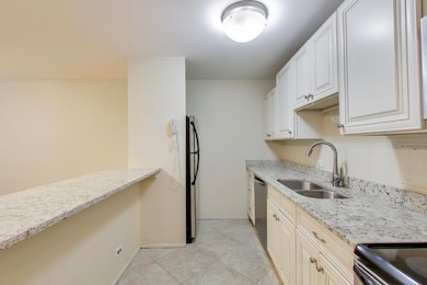 Hinman House unit 211, Evanston, IL 60201 - photo 4