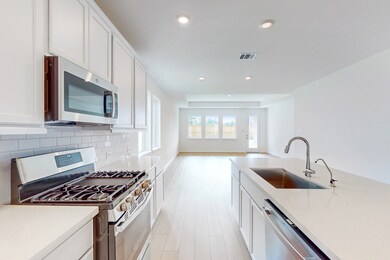 21922 Big Sky Dr, Tomball, TX 77375 - photo 4