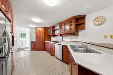 17 Hillside Ave, Winchester, MA 01890 - photo 5