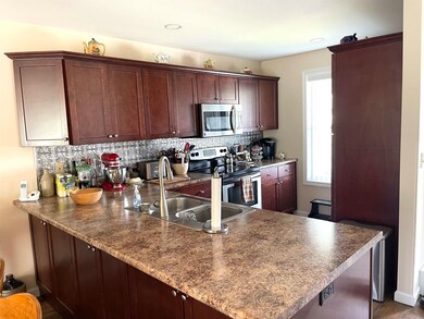 24 Fecteau Cir unit 17, Barre, VT 05641 - photo 5