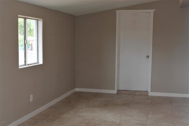 7802 W Weldon Ave, Phoenix, AZ 85033 - photo 6