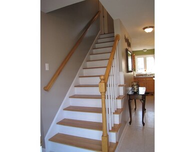 100 Primrose Hill Rd, Dracut, MA 01826 - photo 4
