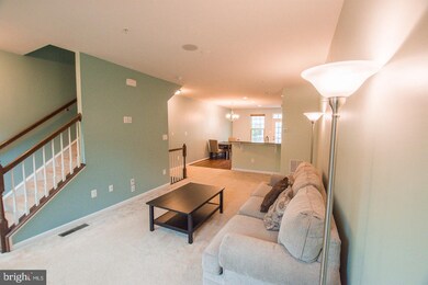 7214 Winding Hills Dr, Hanover, MD 21076 - photo 4