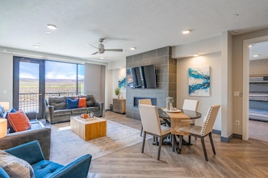 5194 W Villas N Dr 5 202-007