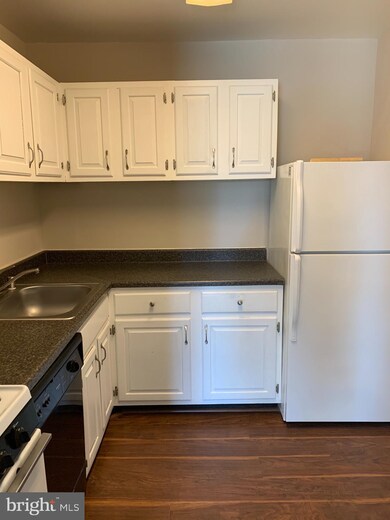 10594 Twin Rivers Rd unit D1, Columbia, MD 21044 - photo 3