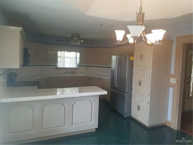 1602 Nora Dr, Edinburg, TX 78539 - photo 7