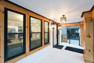 214 Frebis Ave, Columbus, OH 43206 - photo 2