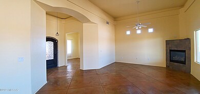 Greatroom, entrance, Den