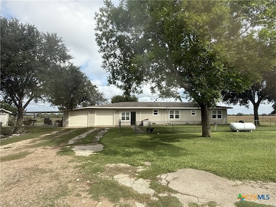 1045 Arnold Rd, Victoria, TX 77905 - photo 2