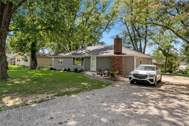 133 Carol Louise Dr, Caseyville, IL 62232 - photo 3