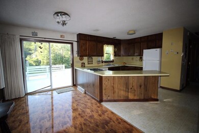 Large Kitchen with sliding patio...
