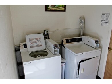 383 College St, Burlington, VT 05401 - photo 3