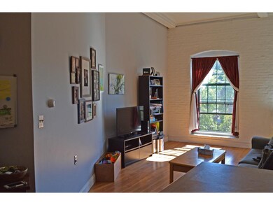 Emerson Mills unit 307, Pembroke, NH 03275 - photo 4