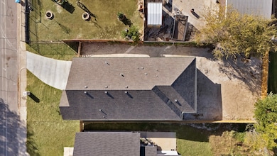 1023 E Allen Ave, Fort Worth, TX 76104 - photo 5