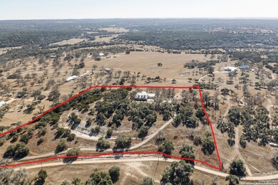 215 Texas Trail, Fredericksburg, TX 78624 - photo 6