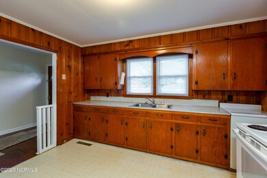 1102 Raleigh Rd-7