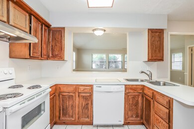 4527 Chestergate Dr, Spring, TX 77373 - photo 7