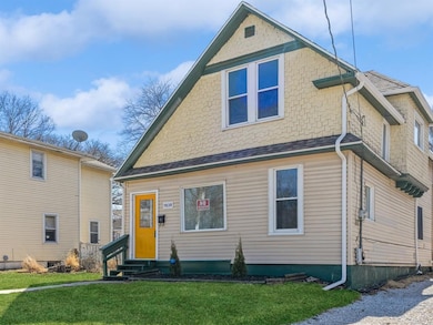 1930 Arlington Ave, Des Moines, IA 50314 - photo 2