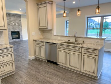 Kitchen with Breakfast Area (11x19)