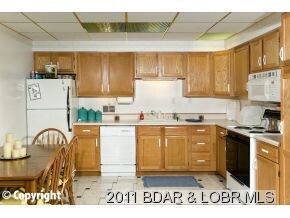 875 Robin Hood Ln, Roach, MO 65787 - photo 4