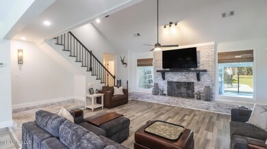 1579 East 2nd-66027