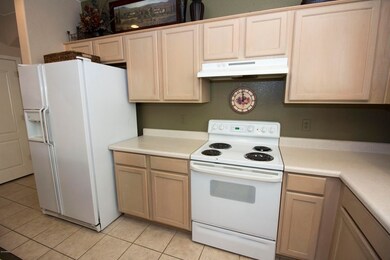 Kitchen 4