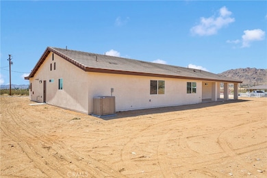 24925 Running Breeze, Apple Valley, CA 92307 - photo 6