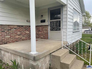 207 Blakely Ave, Terre Haute, IN 47803 - photo 2